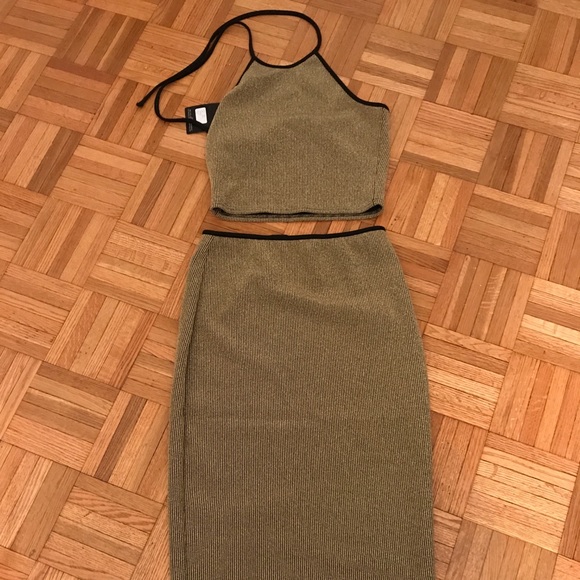 Missguided Dresses & Skirts - Brand new 2 piece Sparkle Set. Never worn.